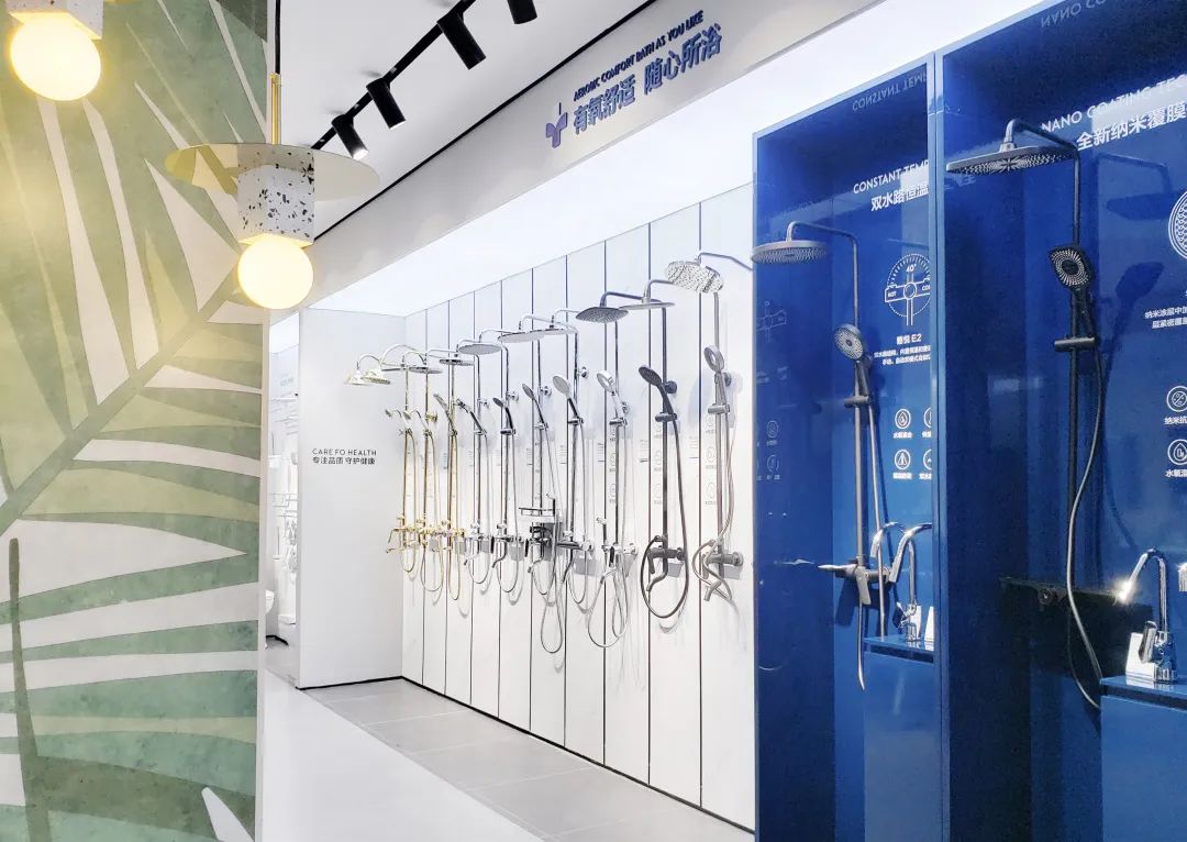 2022優(yōu)秀店面｜健康美學(xué)空間，詮釋產(chǎn)品與人的藝術(shù)交互9.jpg