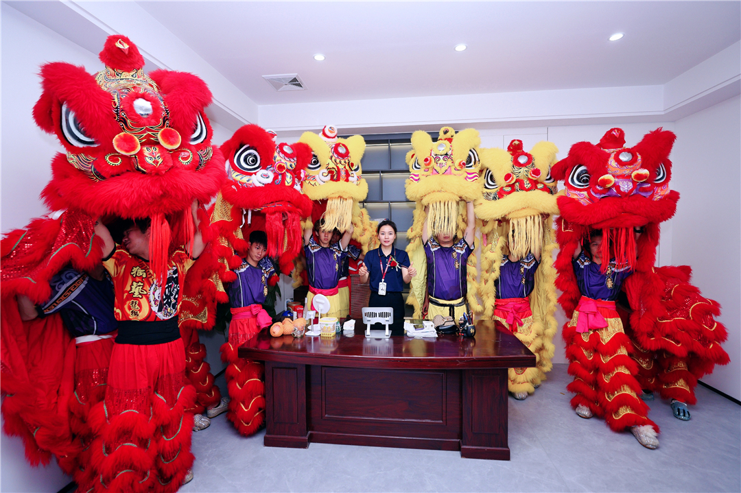 1713493079790734.jpg 佛山市圣凱羅建材有個限公司 總經理 顏慧萍...JPG