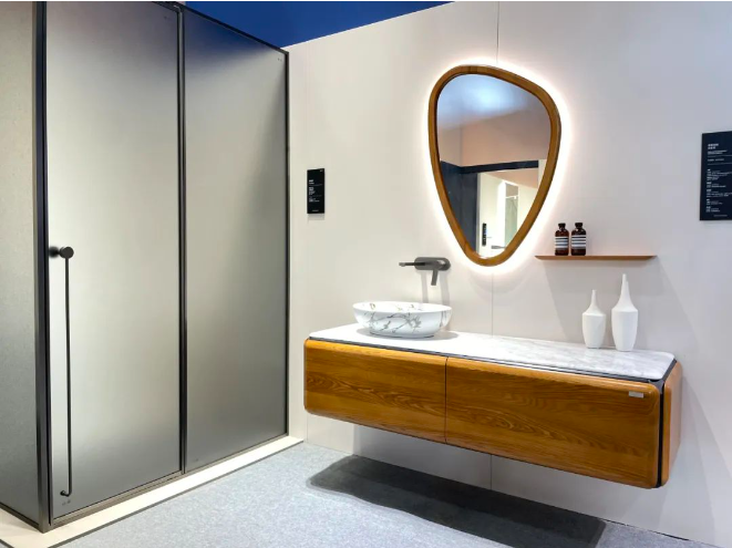 1720503716930557.png image.png