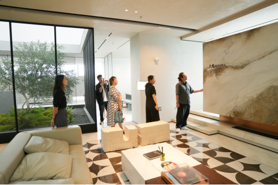 1747988088867580.png image.png